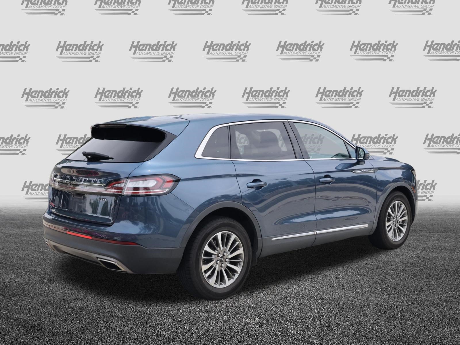 Used 2019 Lincoln Nautilus Select FWD image 9