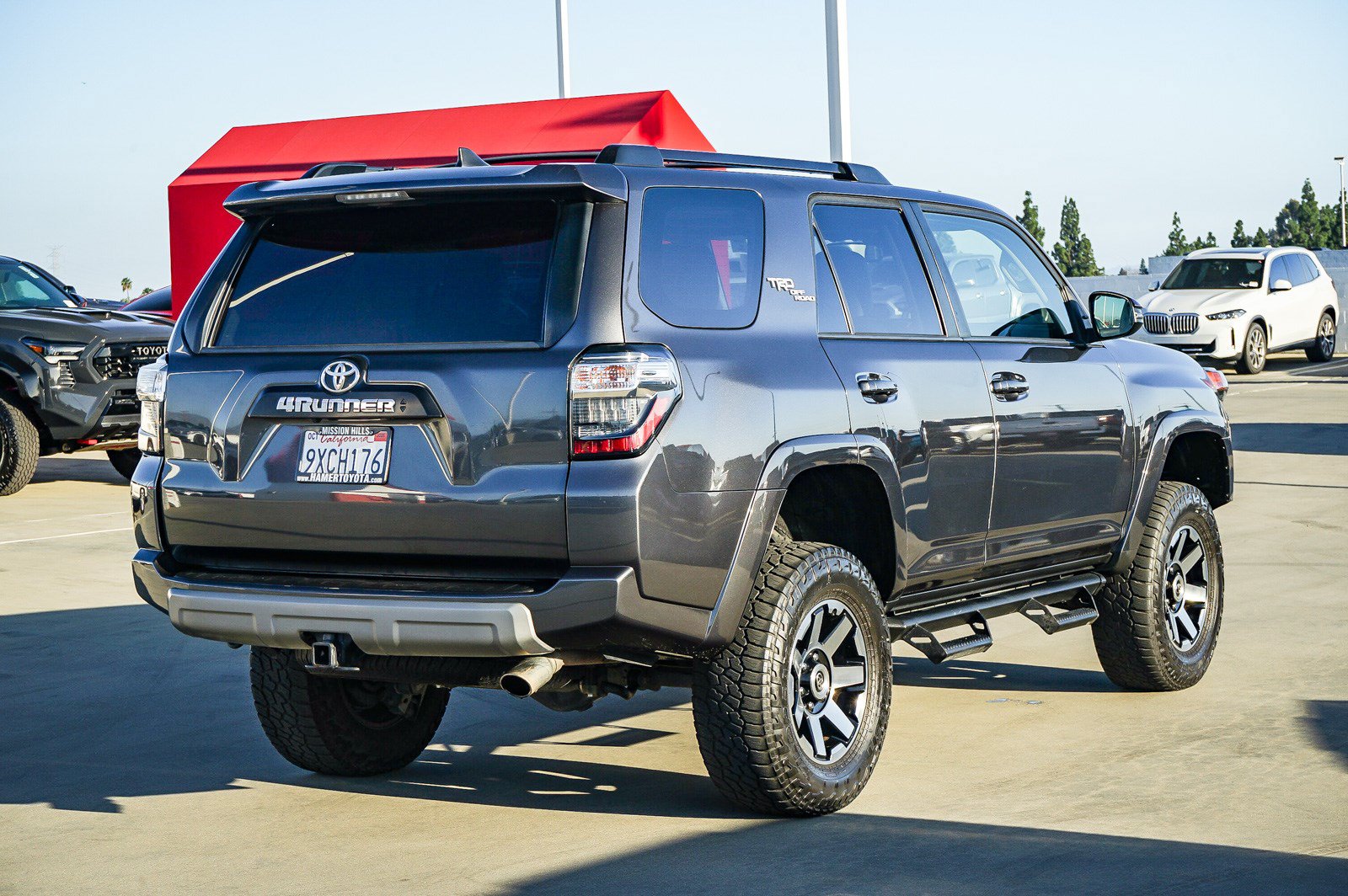 Certified 2021 Toyota 4Runner TRD Off-Road Premium w/ Moonroof Package AWD/4WD image 2