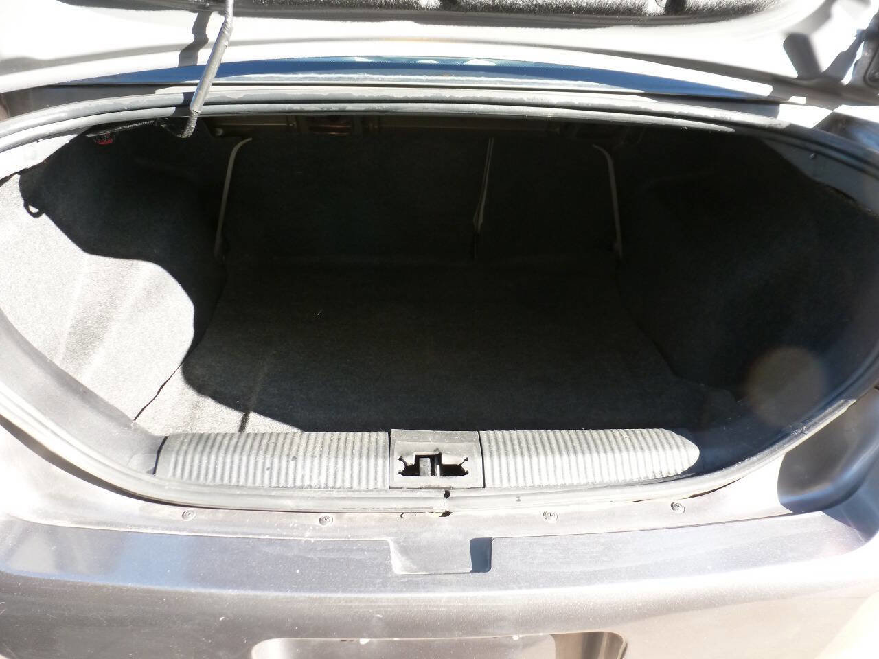 Used 2009 Ford Focus SE image 17