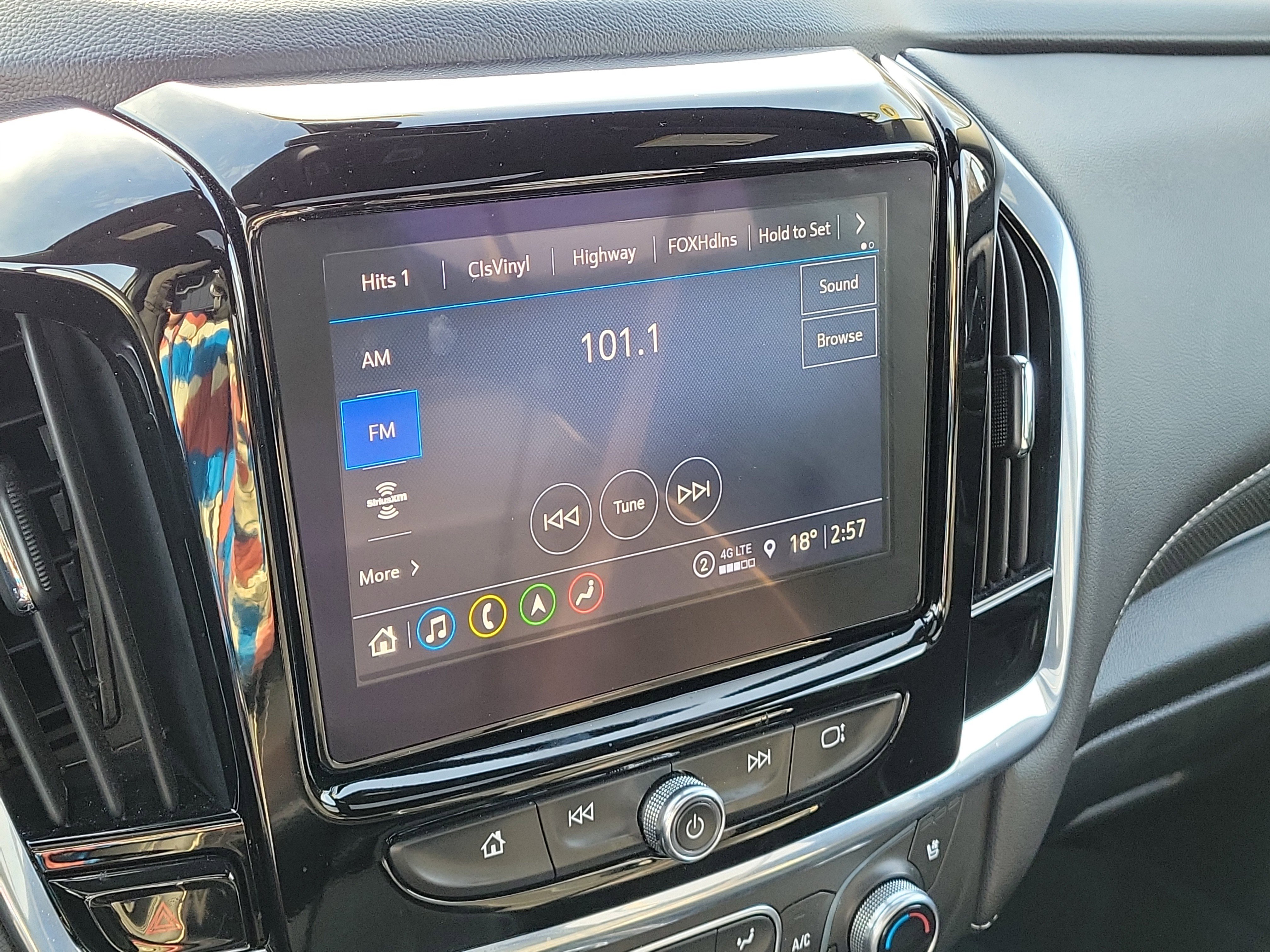 Used 2022 Chevrolet Traverse Premier w/ LPO, Floor Liner Package image 23