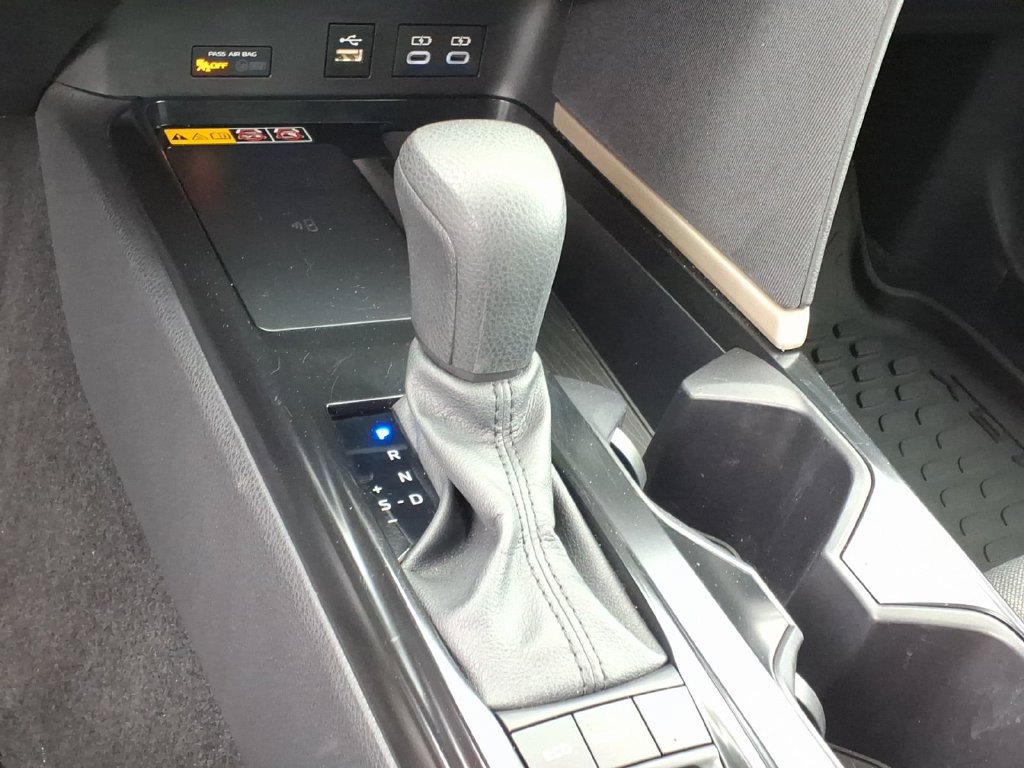 Certified 2025 Toyota Camry LE FWD image 11
