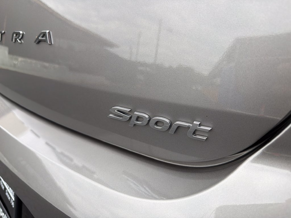 Used 2020 Hyundai Elantra Sport w/ Premium Package 02 FWD image 23