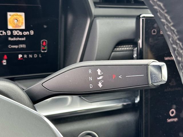 Used 2025 GMC Terrain Elevation image 29