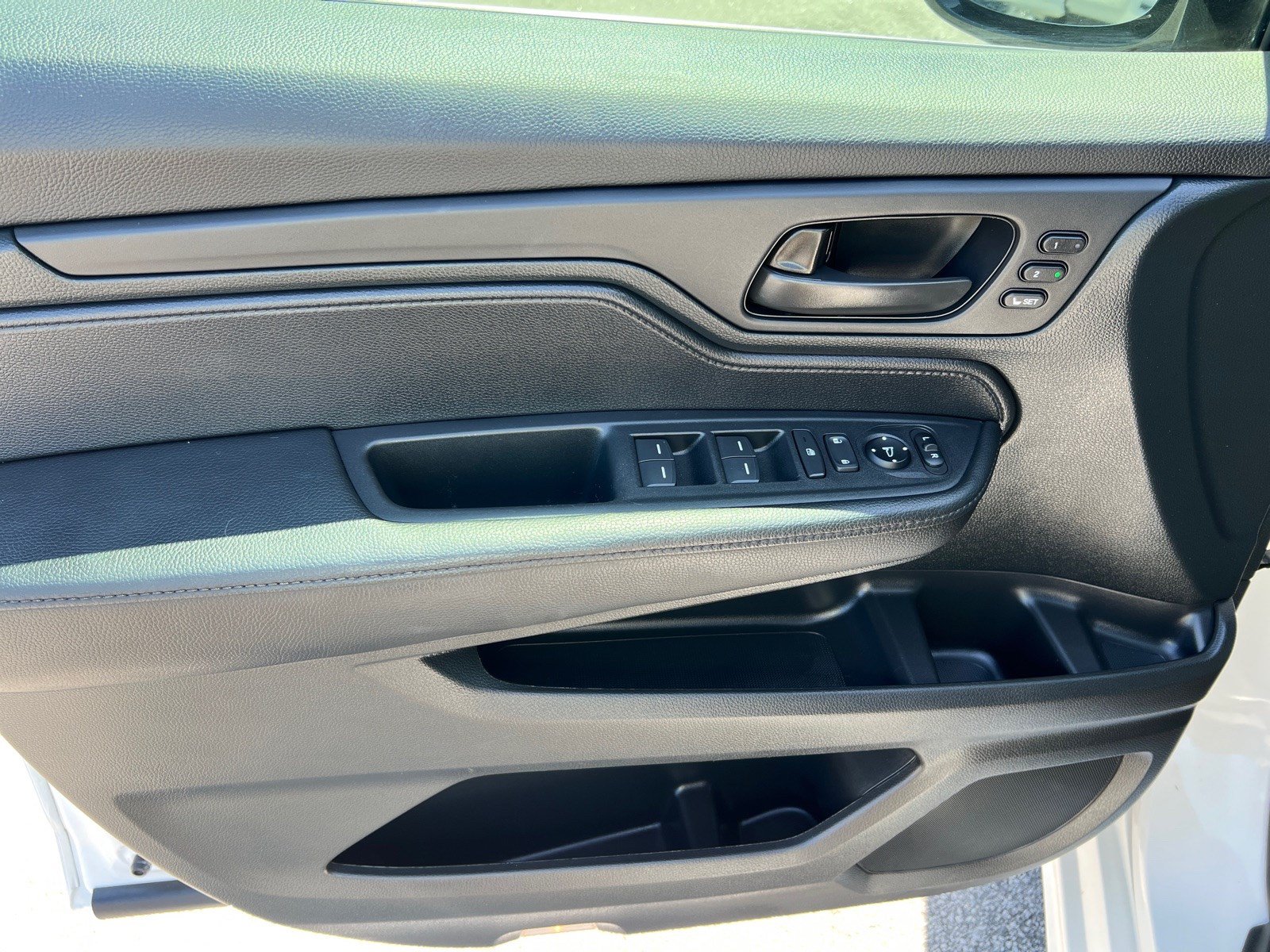 Used 2024 Honda Odyssey Sport image 13