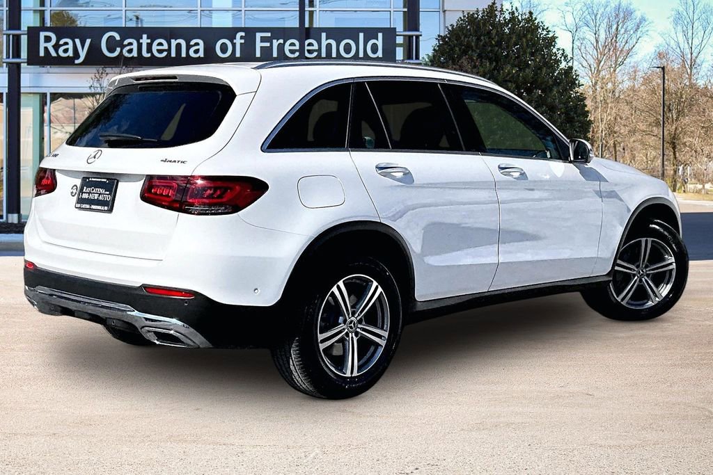 Certified 2022 Mercedes-Benz GLC 300 4MATIC image 2