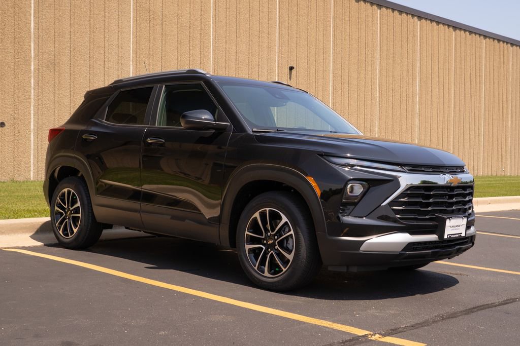 New 2026 Chevrolet TrailBlazer LT w/ Convenience Package image 2