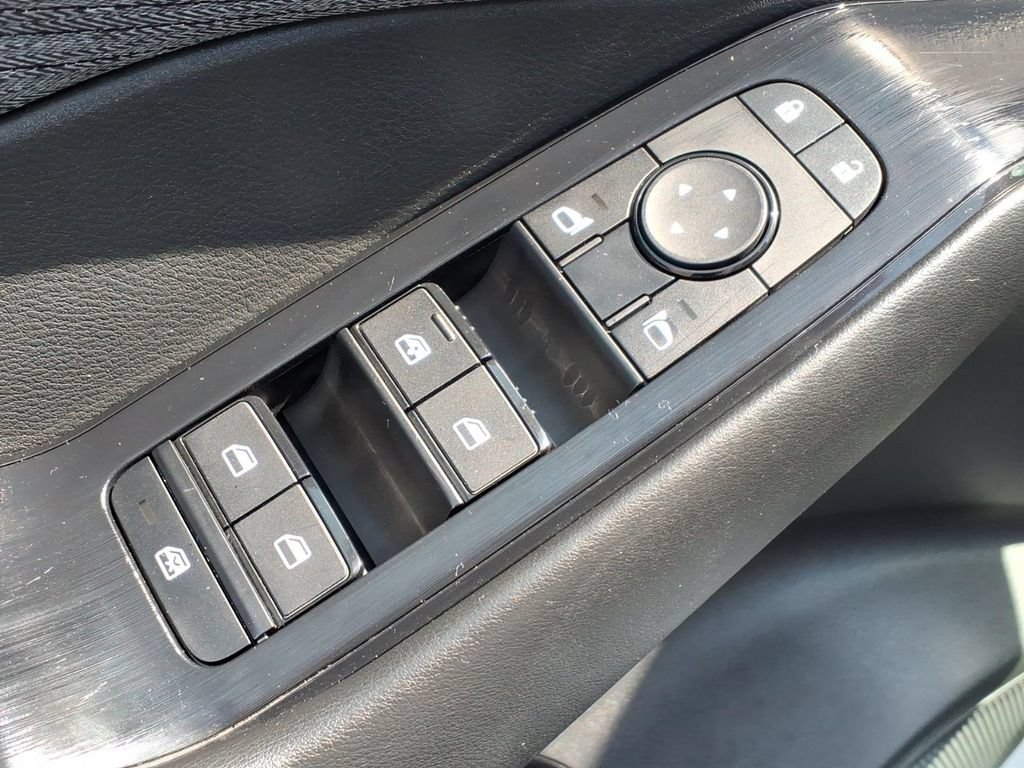 Certified 2023 Nissan Rogue S AWD/4WD image 14