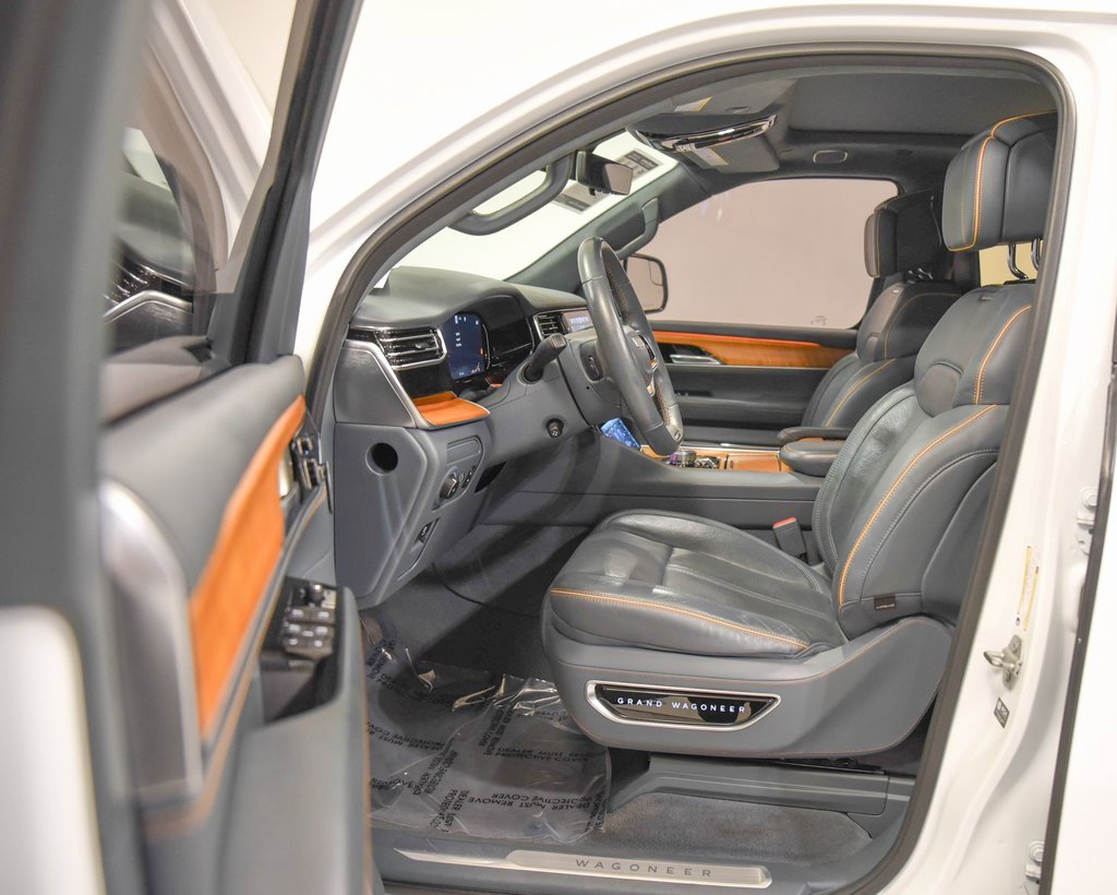 Used 2022 Jeep Grand Wagoneer Series II w/ Premium Group II image 10