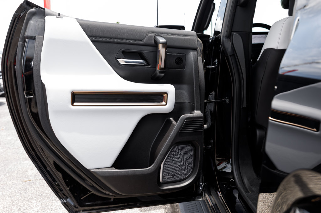 Used 2025 GMC Hummer EV 2X AWD/4WD image 20
