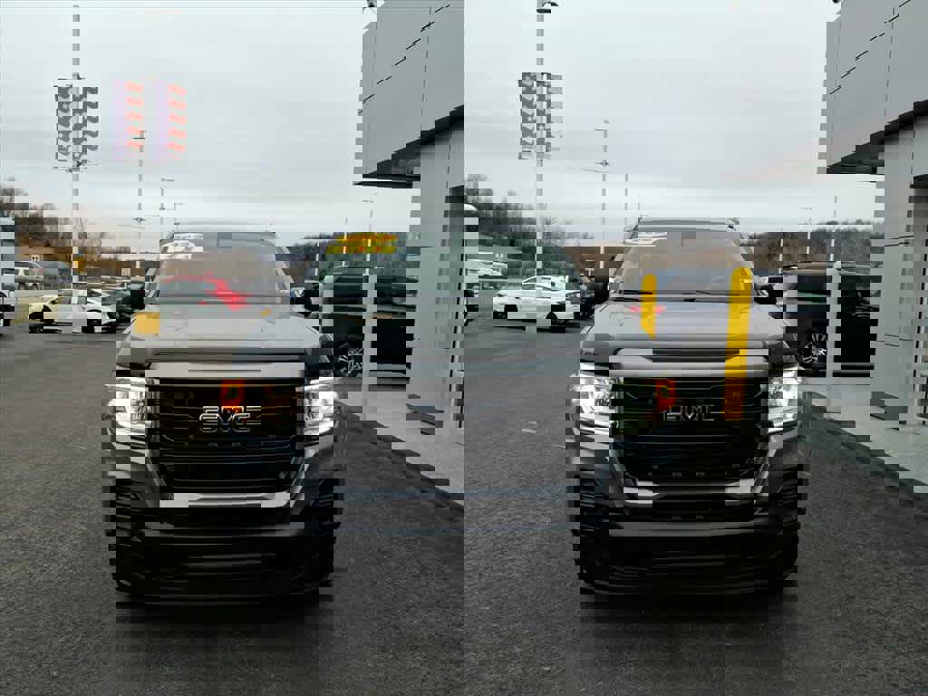 Used 2022 GMC Canyon Elevation Standard w/ Convenience Package image 2