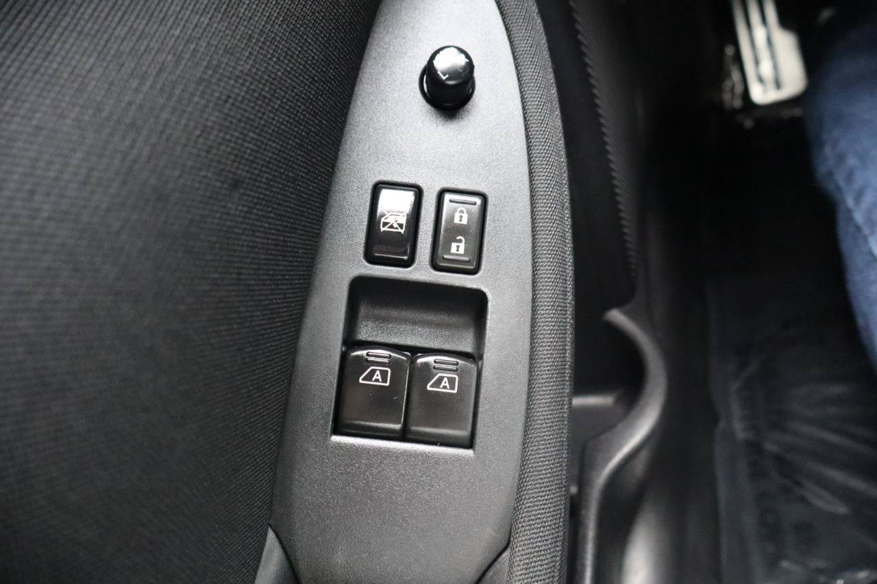 Used 2014 Nissan 370Z Coupe w/ Sport Package RWD image 19