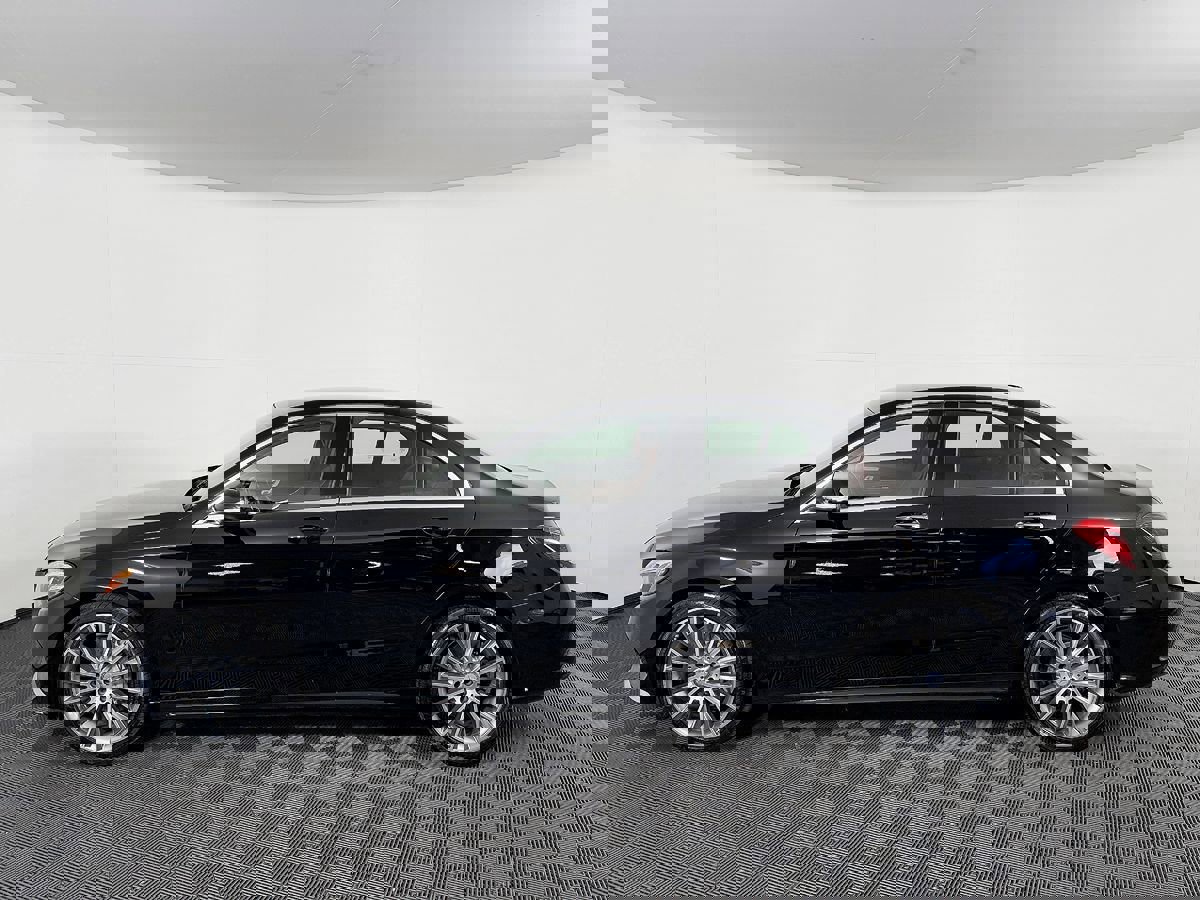 Used 2015 Mercedes-Benz C 400 4MATIC image 18