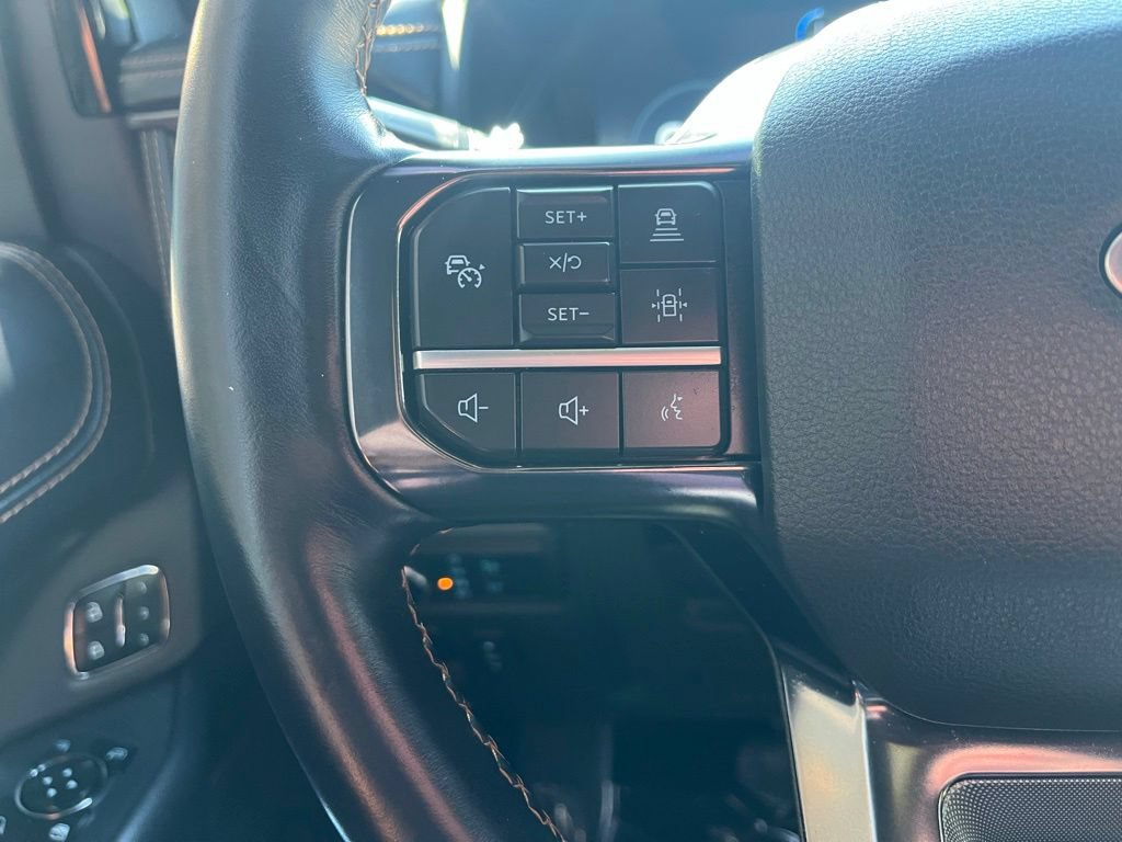 Certified 2023 Ford Expedition Platinum AWD/4WD image 30