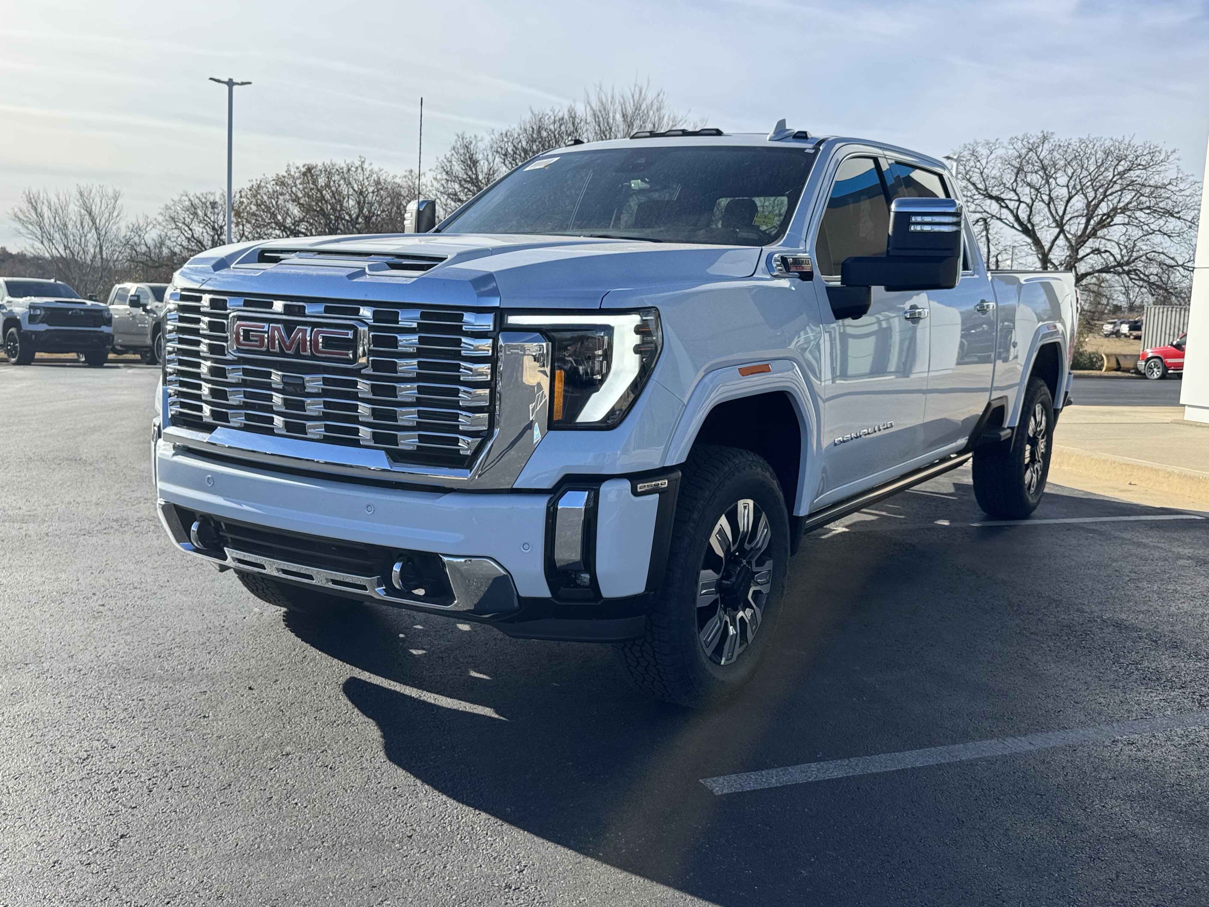 New 2026 GMC Sierra 2500 Denali w/ Denali Reserve Package image 2
