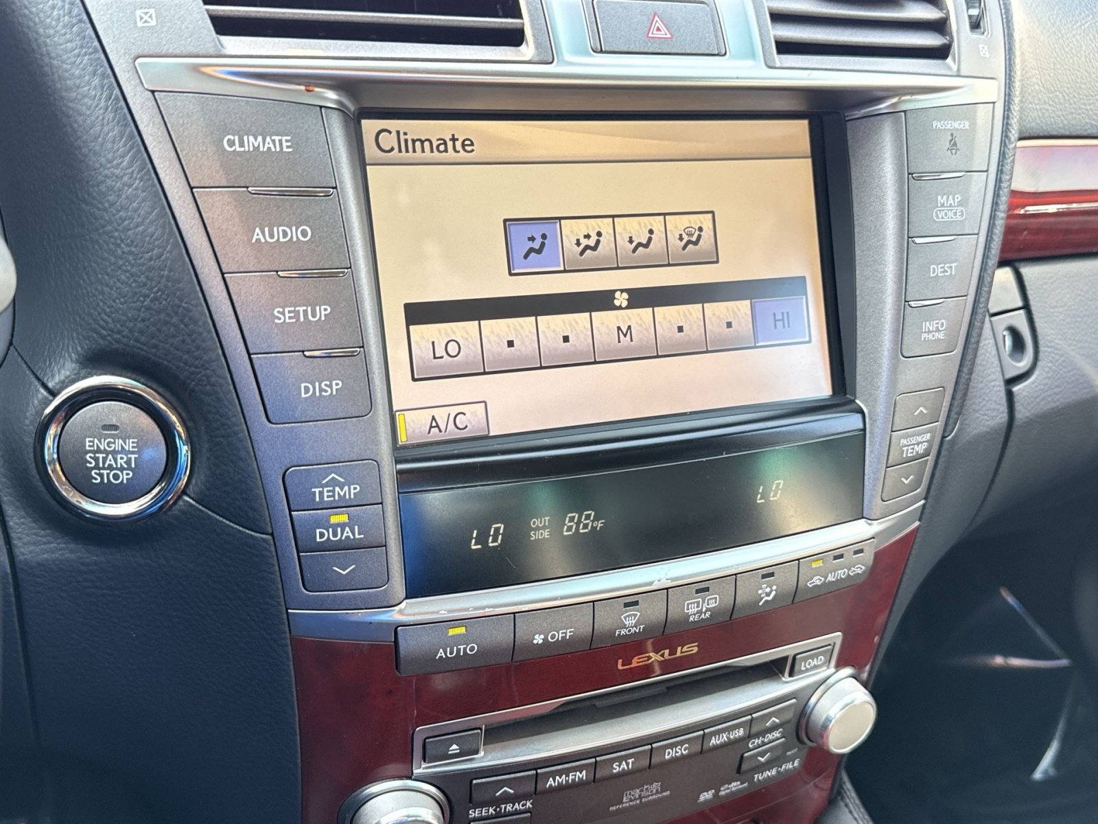 Used 2011 Lexus LS 460 w/ Luxury Value Edition RWD image 21