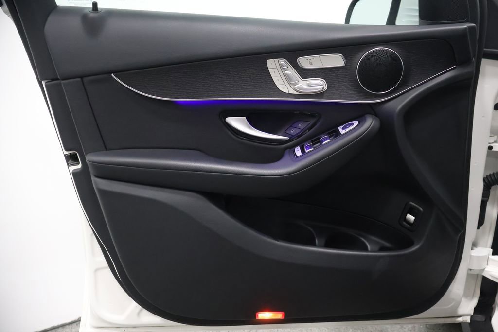 Certified 2022 Mercedes-Benz GLC 300 4MATIC w/ Driver Assistance Package image 12