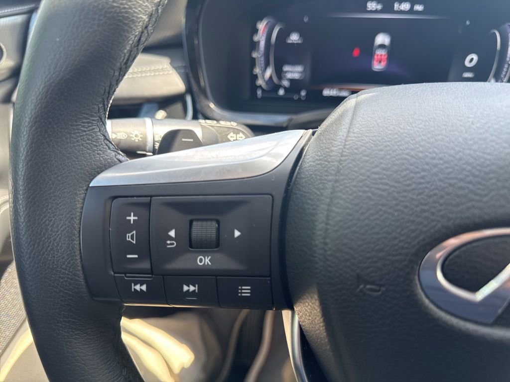 Used 2024 INFINITI QX60 Luxe AWD/4WD image 17