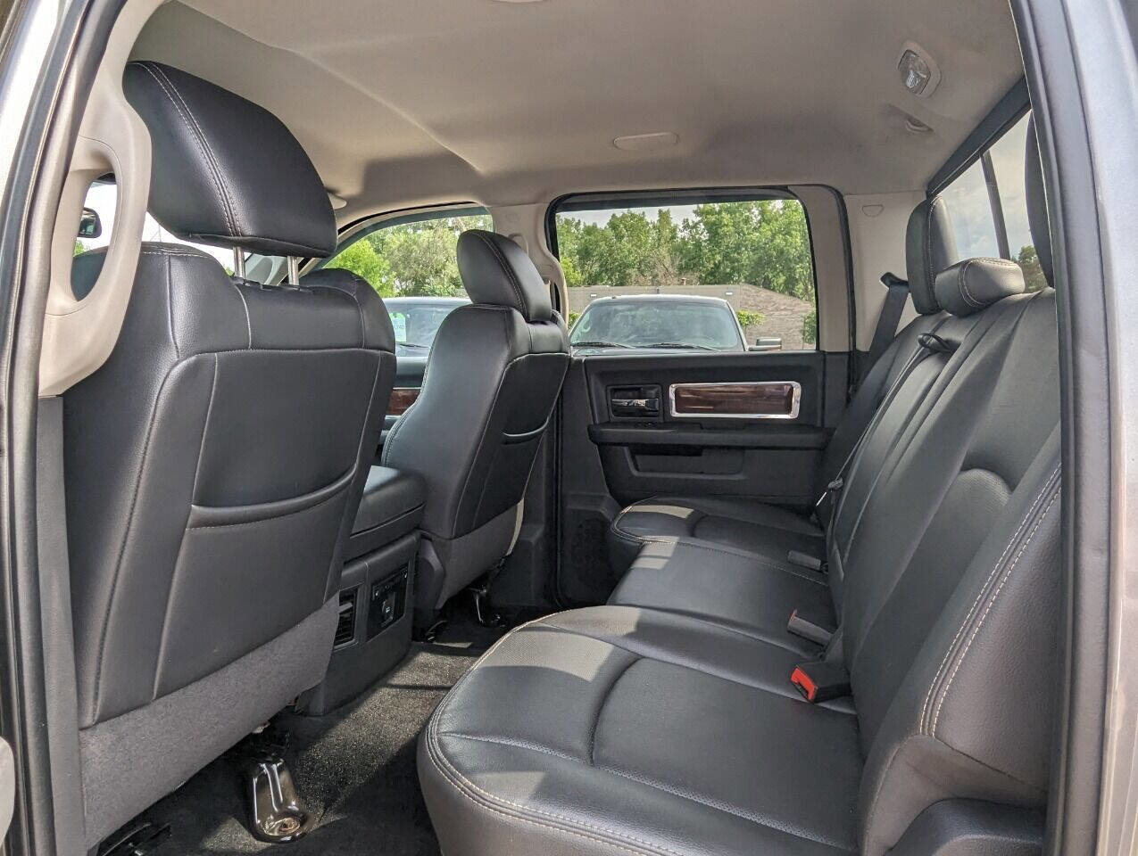 Used 2012 RAM 1500 Laramie image 12