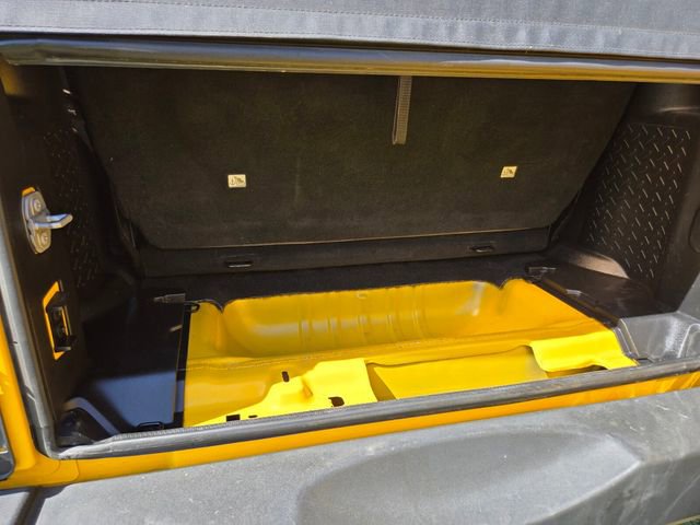 Used 2015 Jeep Wrangler Sport w/ Connectivity Group image 13