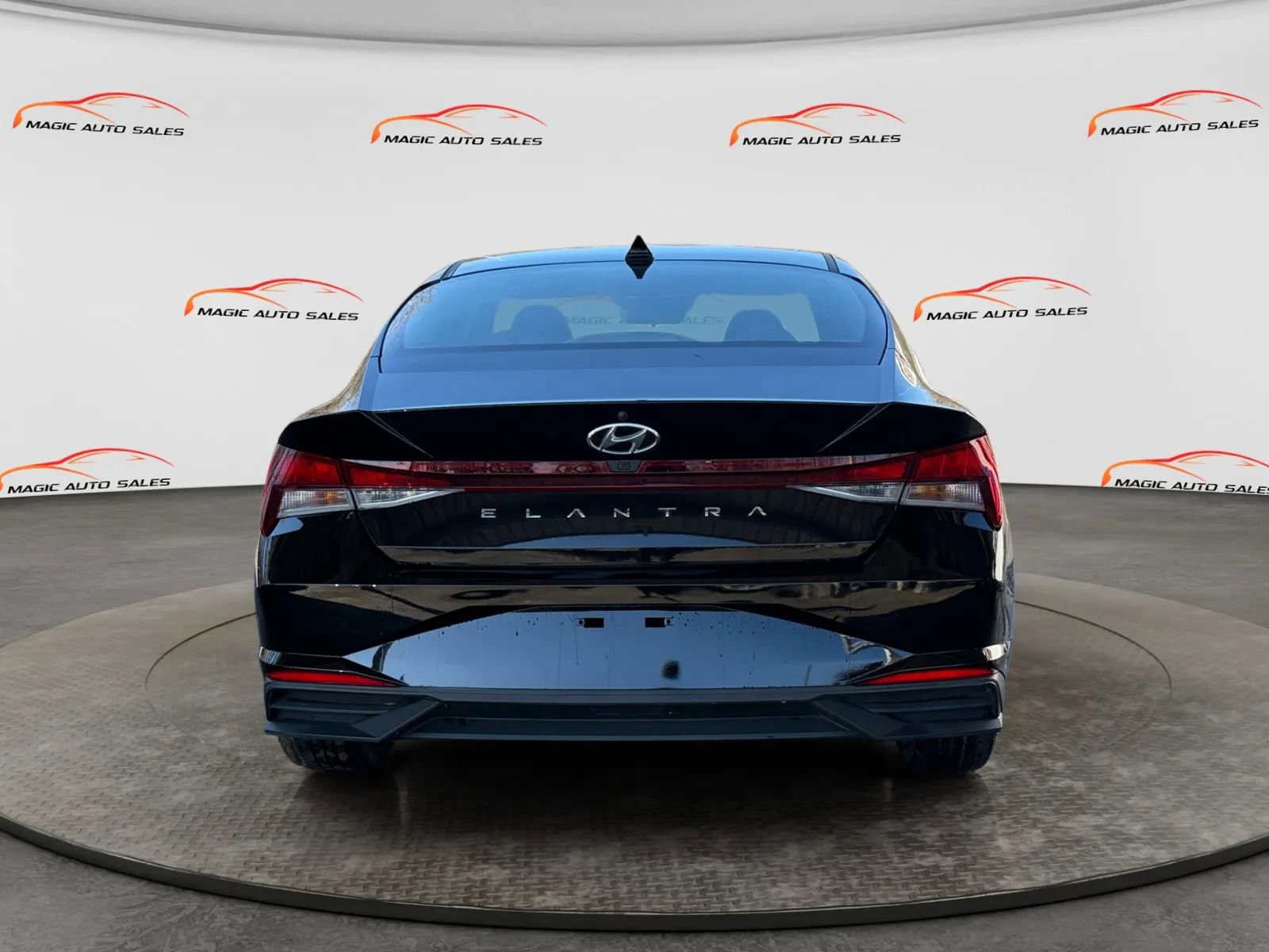 Used 2022 Hyundai Elantra SEL w/ Convenience Package FWD image 7