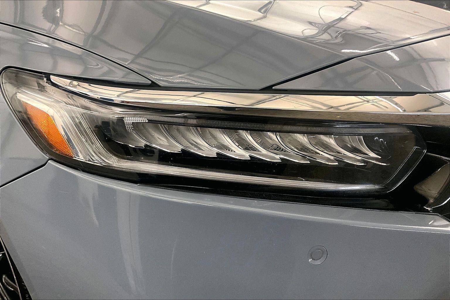 Used 2022 Honda Accord Touring image 27