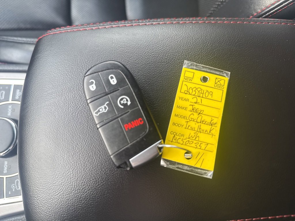 Used 2021 Jeep Grand Cherokee Trailhawk w/ Trailhawk Luxury Group image 52