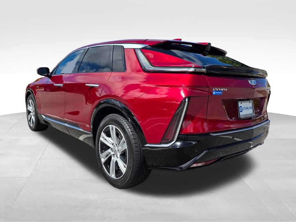Certified 2024 Cadillac Lyriq Tech RWD image 6