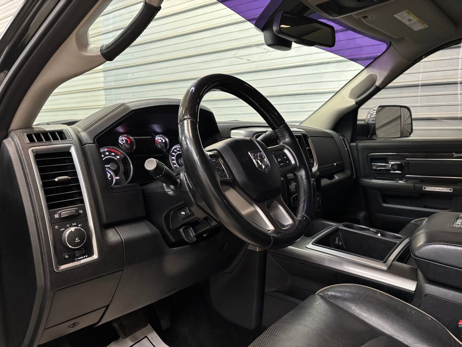 Used 2015 RAM 3500 Laramie Longhorn image 14