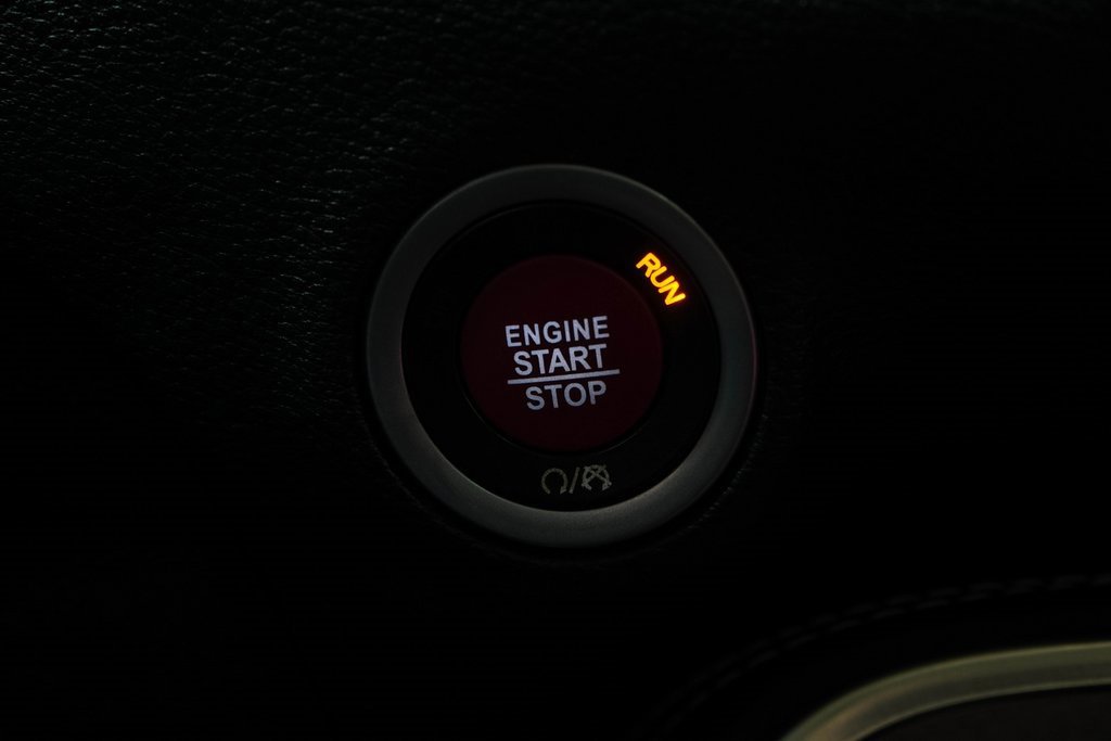 Used 2019 Dodge Challenger SRT Hellcat Redeye image 24