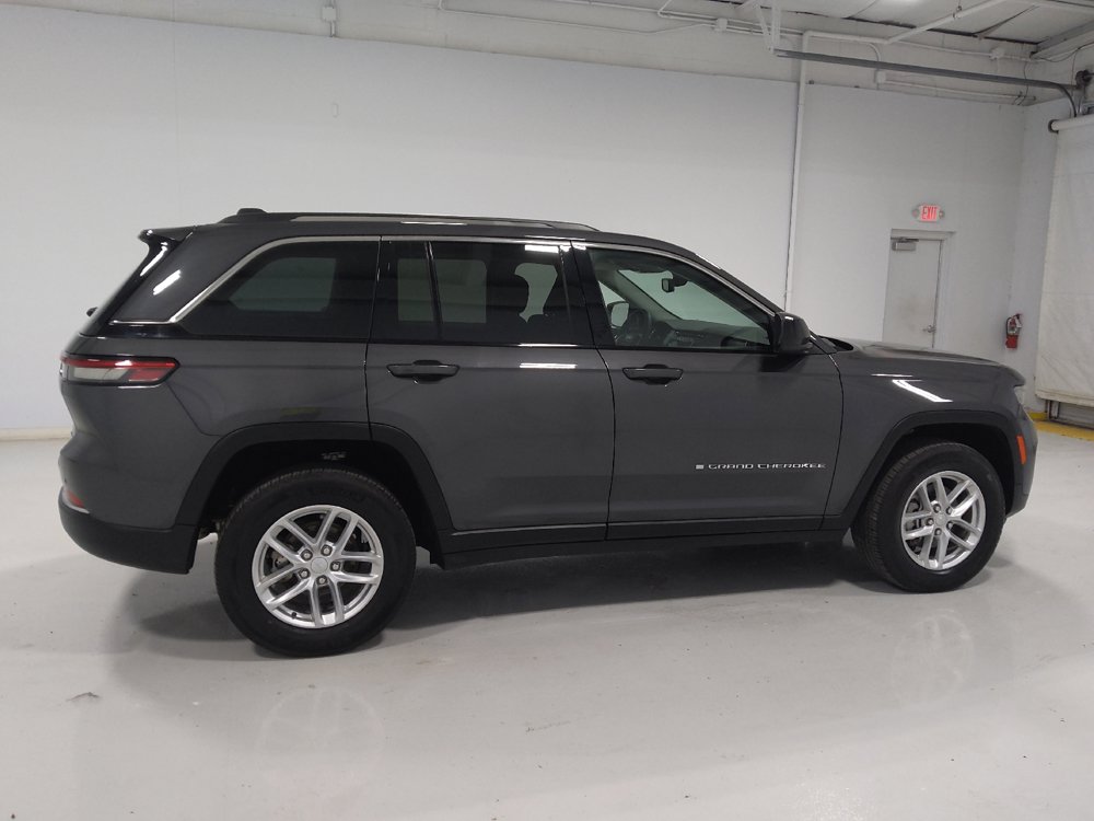 Used 2023 Jeep Grand Cherokee Laredo X AWD/4WD image 10