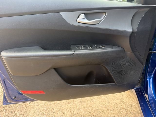 Used 2019 Kia Forte LXS FWD image 11