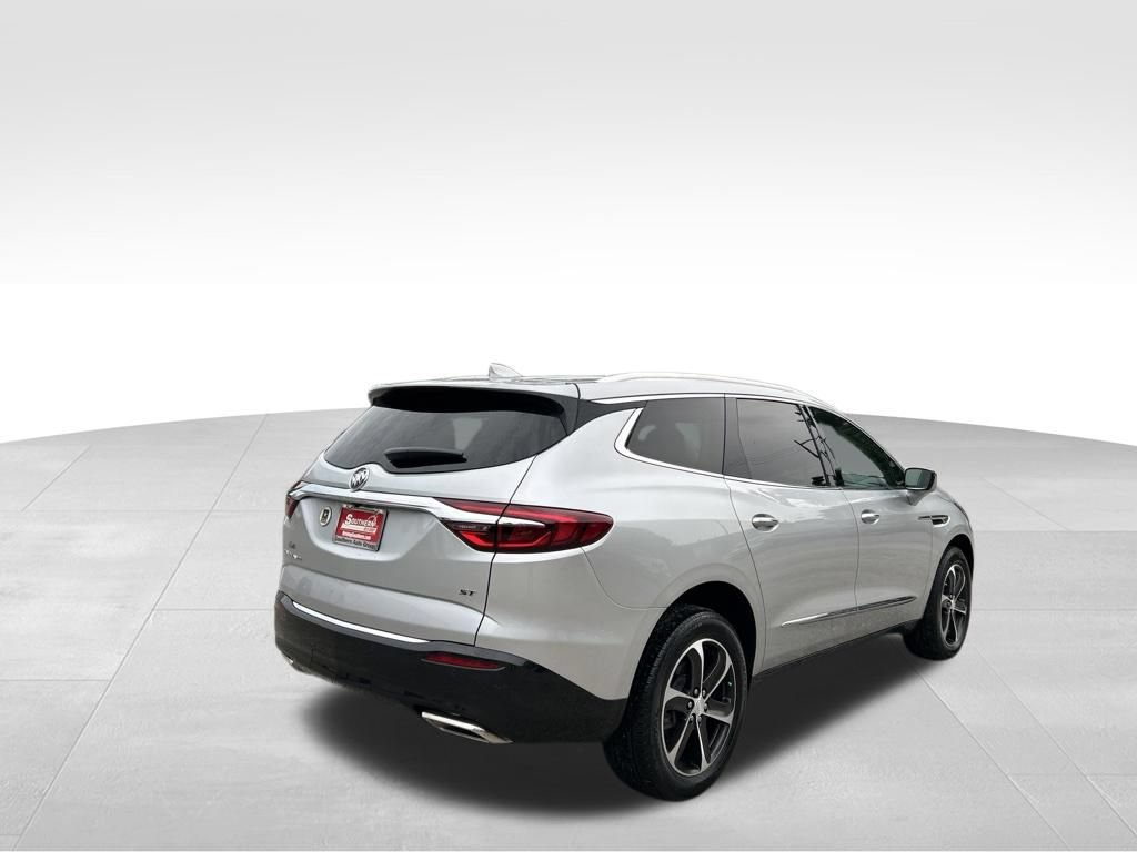 Used 2021 Buick Enclave Essence w/ Sport Touring Edition FWD image 5