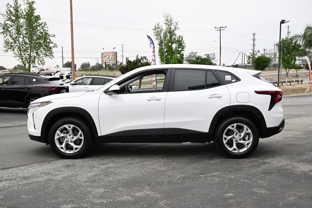 New 2026 Chevrolet Trax LS w/ LS Convenience Package FWD image 8