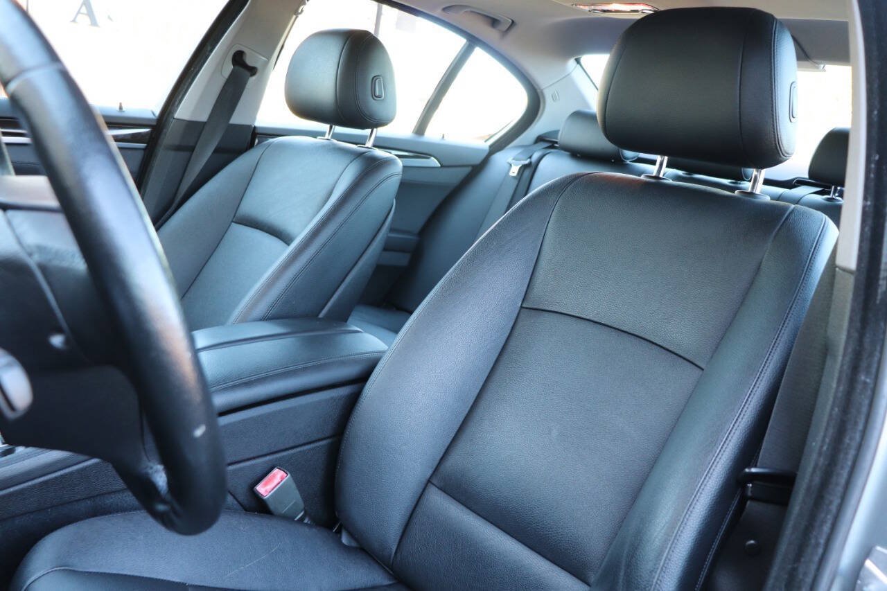 Used 2014 BMW 535d Sedan RWD image 16