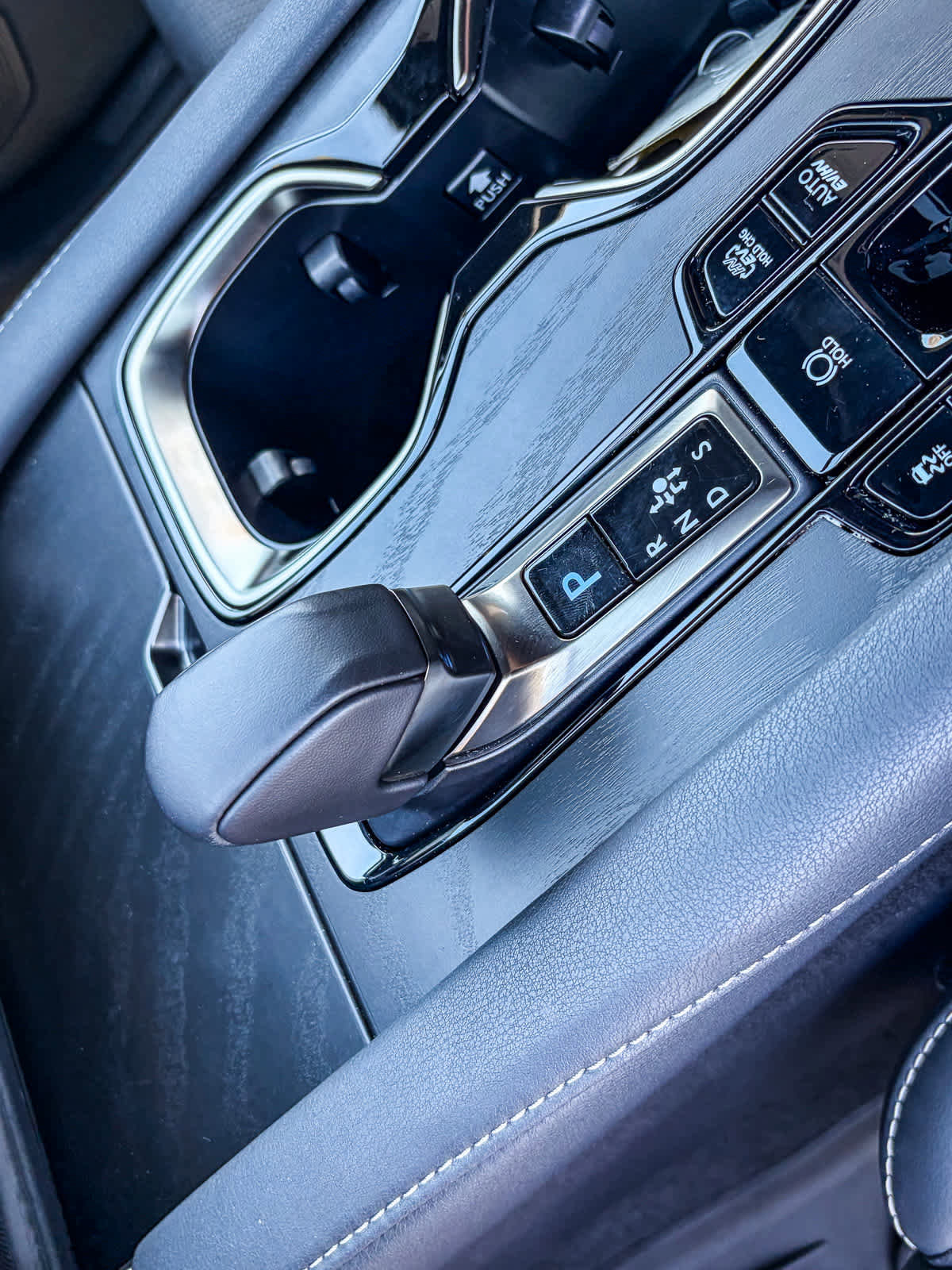 Used 2025 Lexus RX 450h AWD w/ Convenience Package image 18