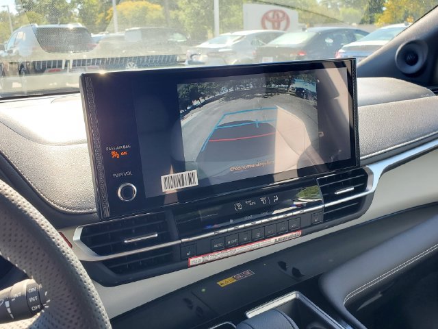 Used 2026 Toyota Sienna XSE AWD/4WD image 29
