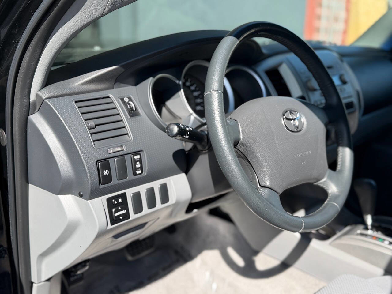 Used 2008 Toyota Tacoma PreRunner image 9