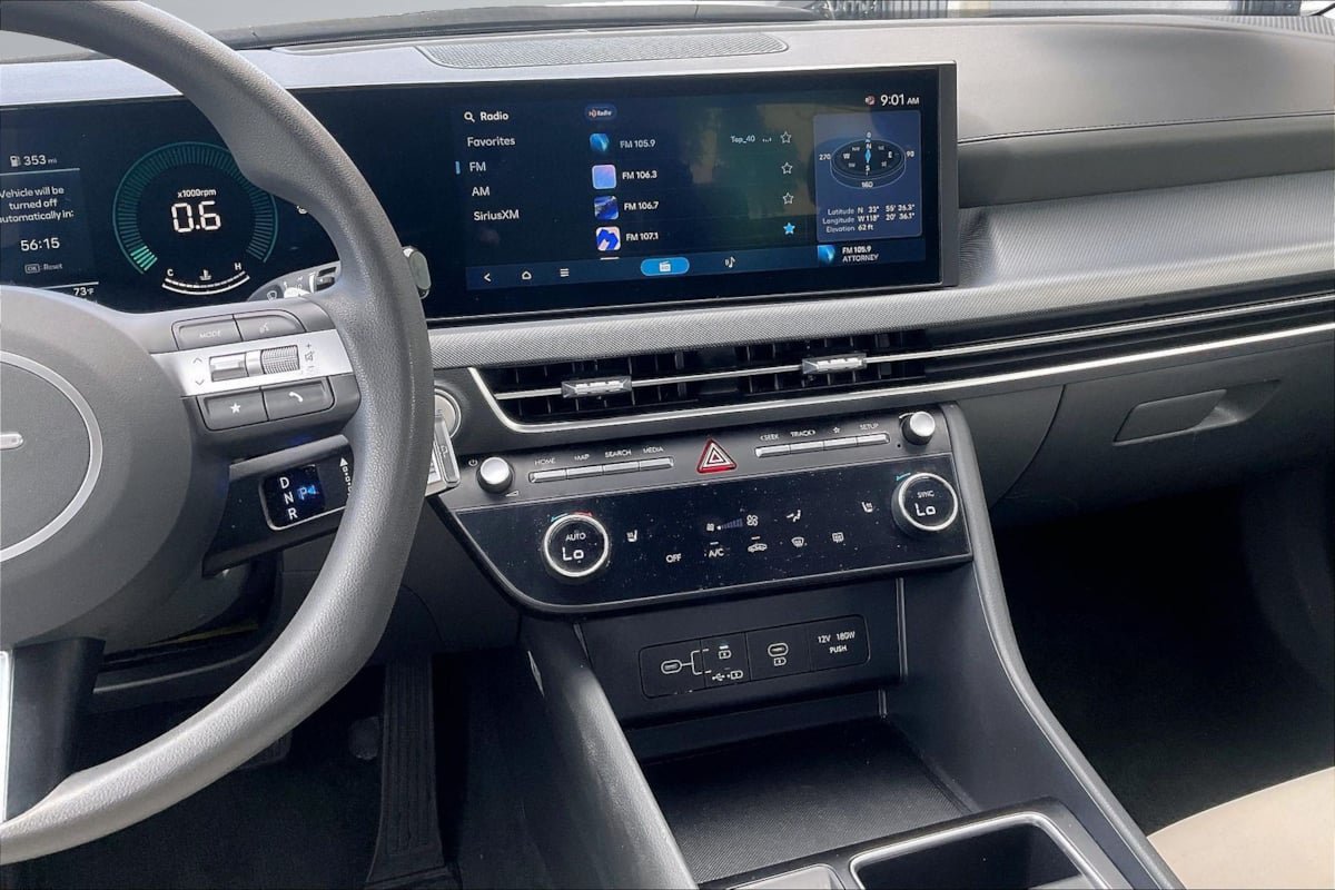 Used 2025 Hyundai Sonata SEL FWD image 6