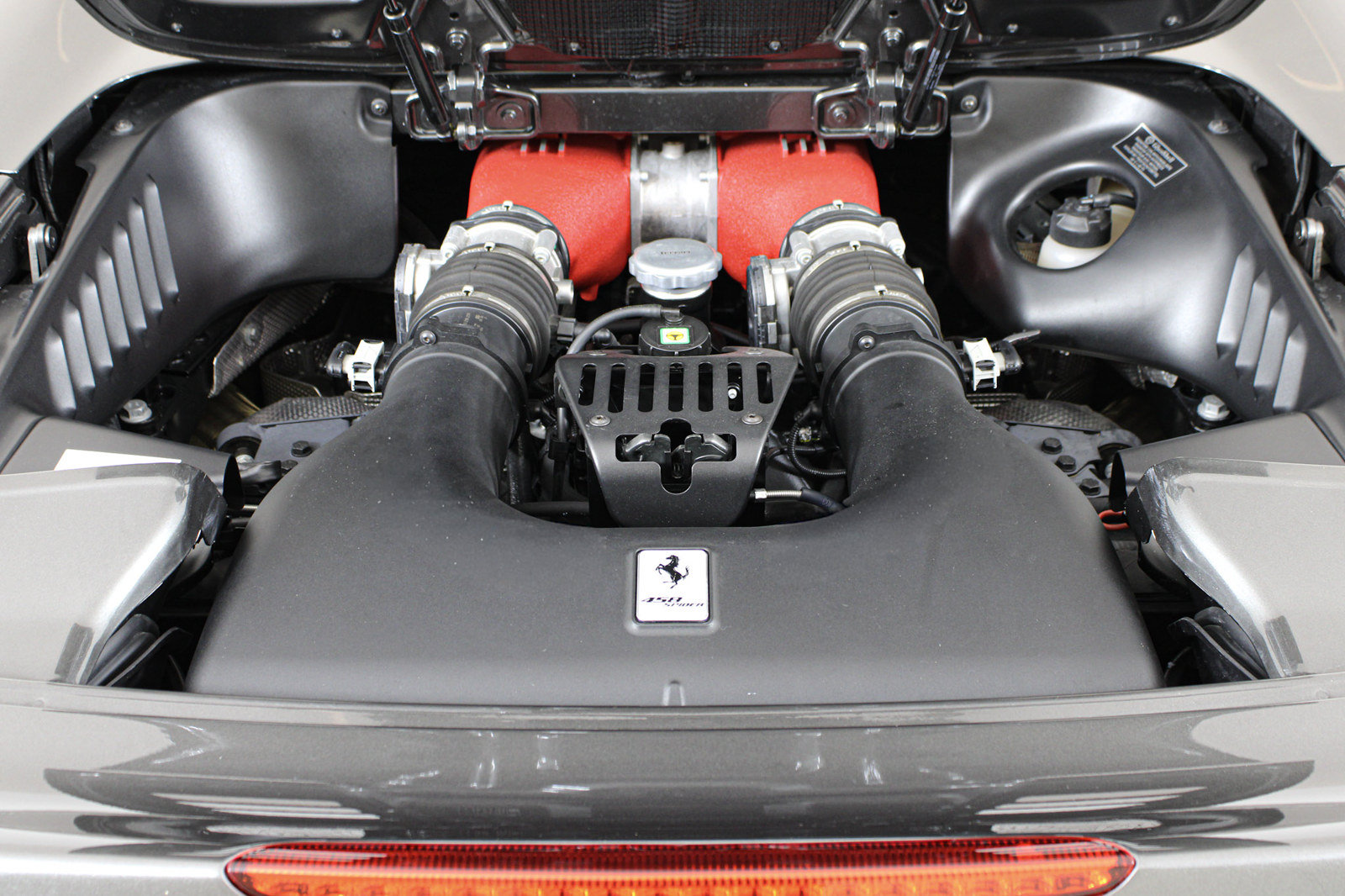 Certified 2013 Ferrari 458 Spider RWD image 59