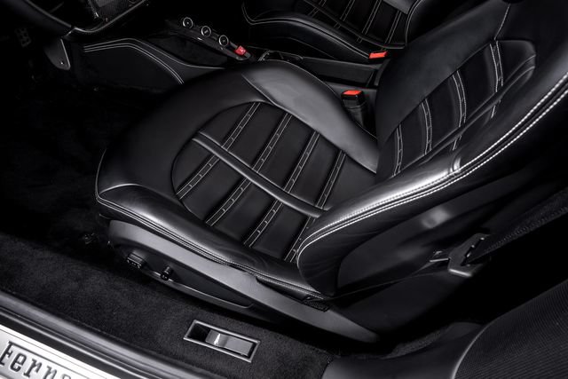Used 2016 Ferrari 488 Spider RWD image 23