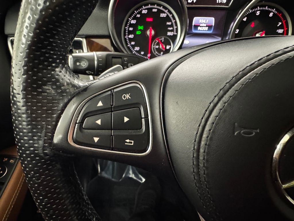 Used 2018 Mercedes-Benz GLS 450 4MATIC image 22