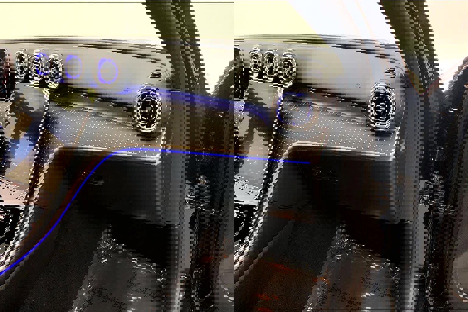 Certified 2023 Mercedes-Benz C 300 Sedan image 27