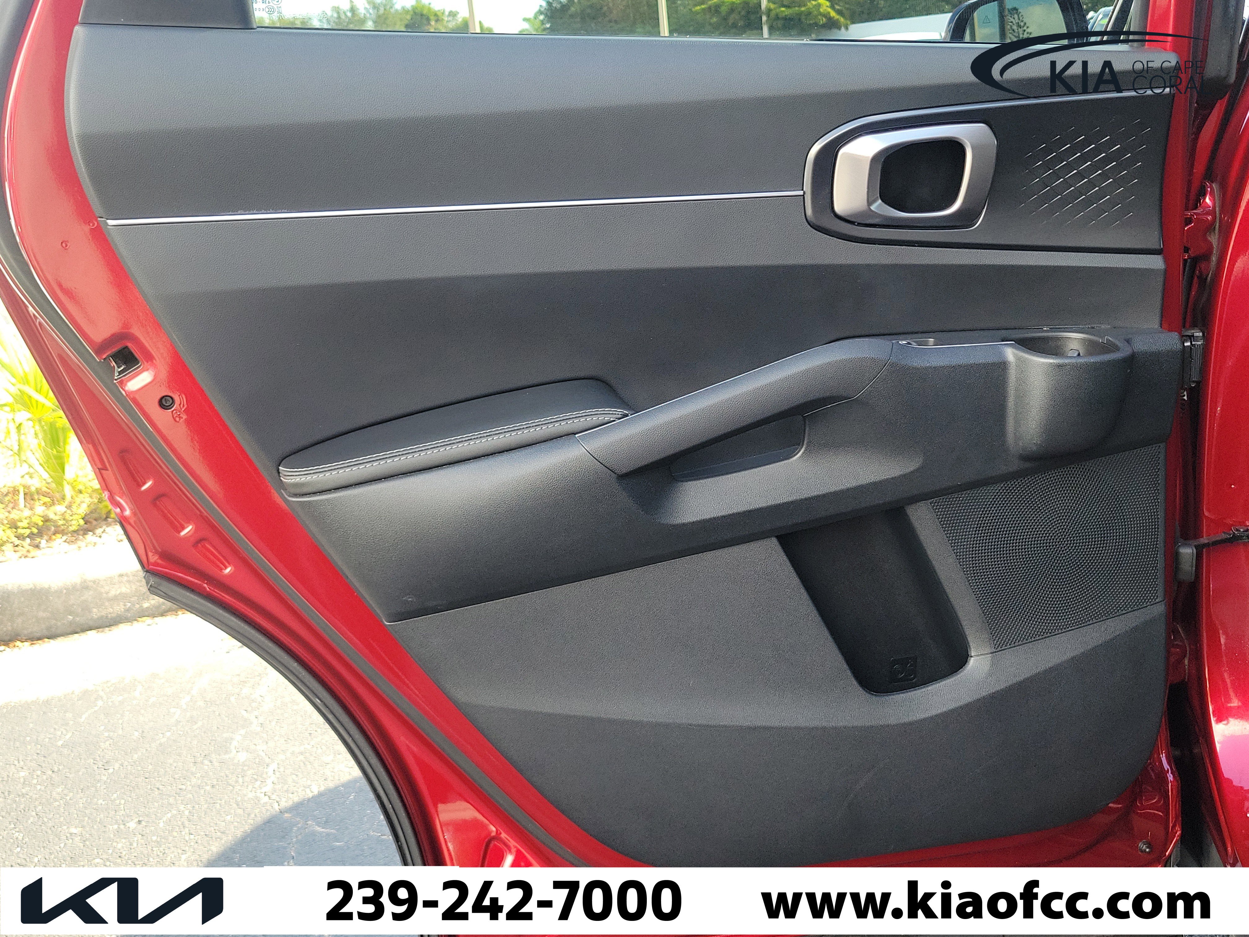 Certified 2023 Kia Sorento LX FWD image 15