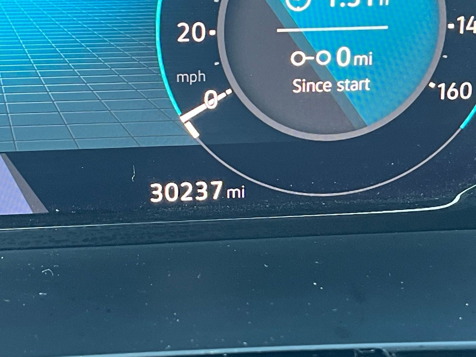 Used 2025 Volkswagen Atlas Cross Sport SE image 40