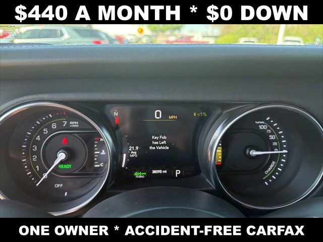 Used 2023 Jeep Wrangler Unlimited Sahara w/ Cold Weather Group image 15