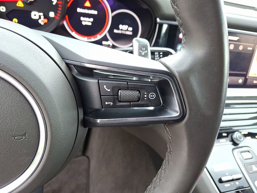 Used 2023 Porsche Panamera 4 AWD/4WD image 22