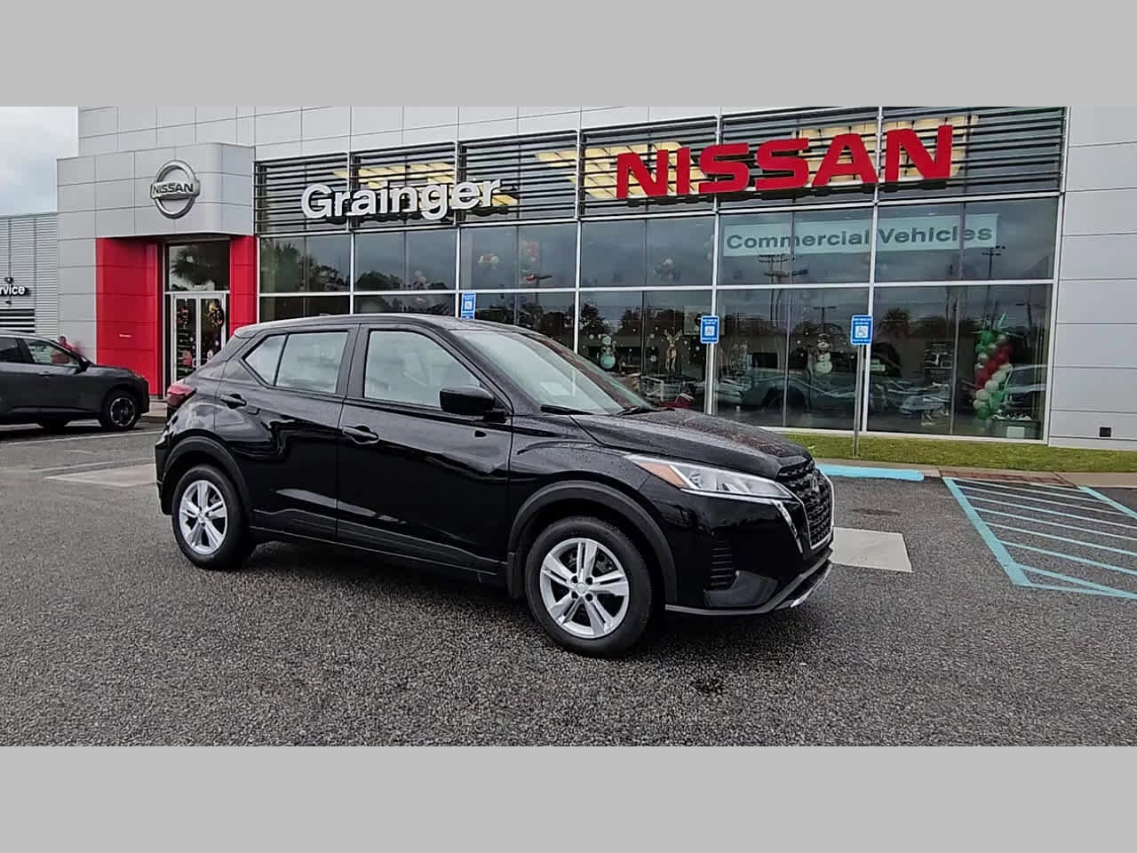 New 2025 Nissan Kicks Play S image 16