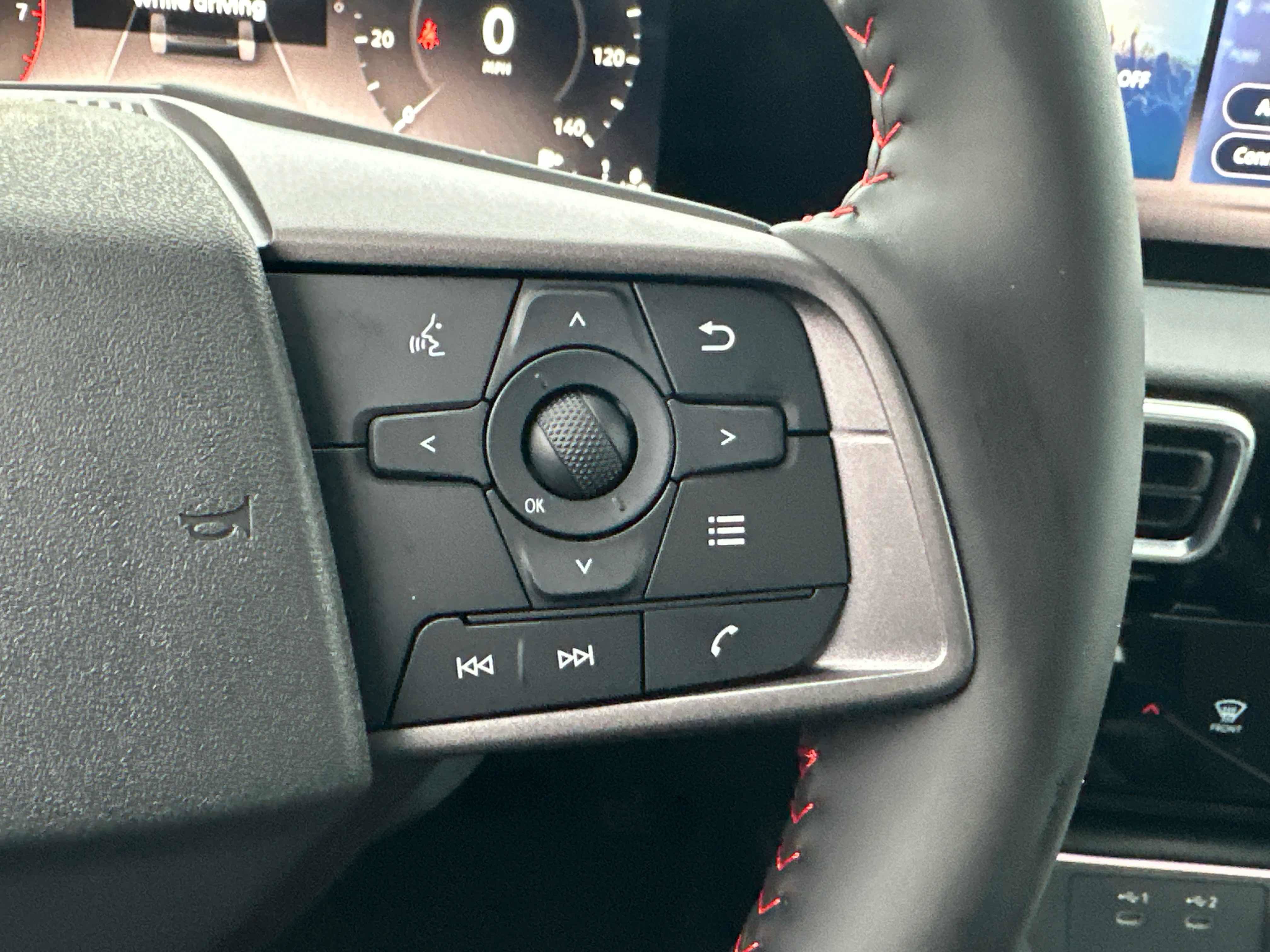 New 2026 Nissan Sentra SR w/ Floor Mat Package FWD image 39