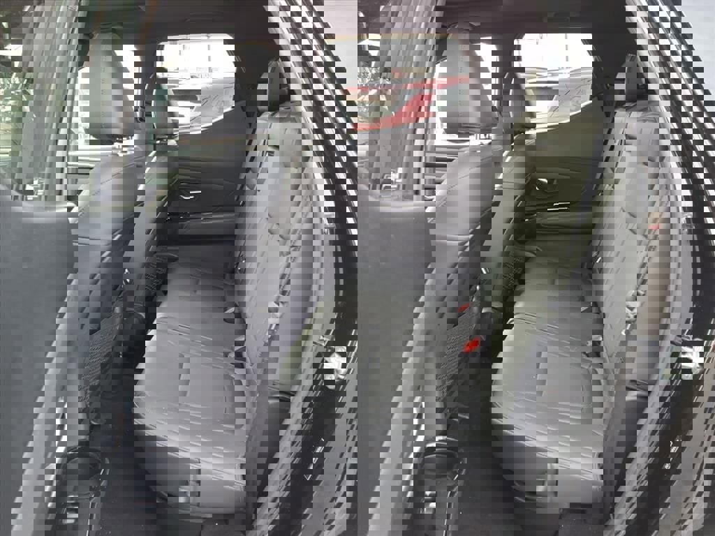 Used 2022 Hyundai Santa Cruz Limited image 5