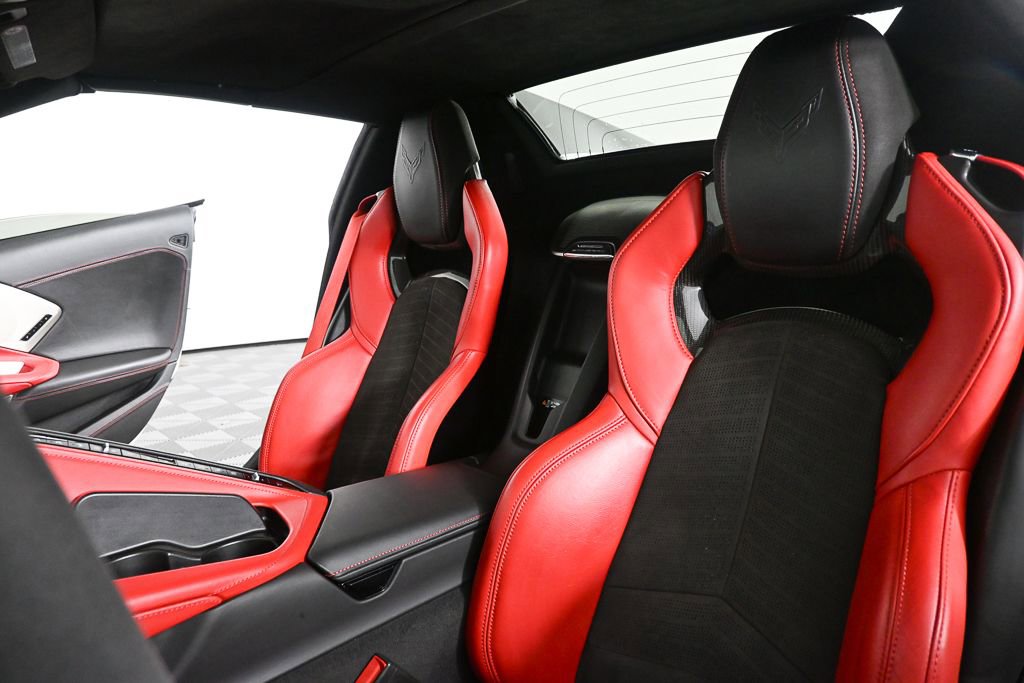 Used 2020 Chevrolet Corvette Stingray Premium Conv w/ 3LT Preferred Equipment Group image 5